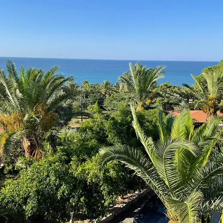 Oda ve Kahvaltı Finestra Sul Mare